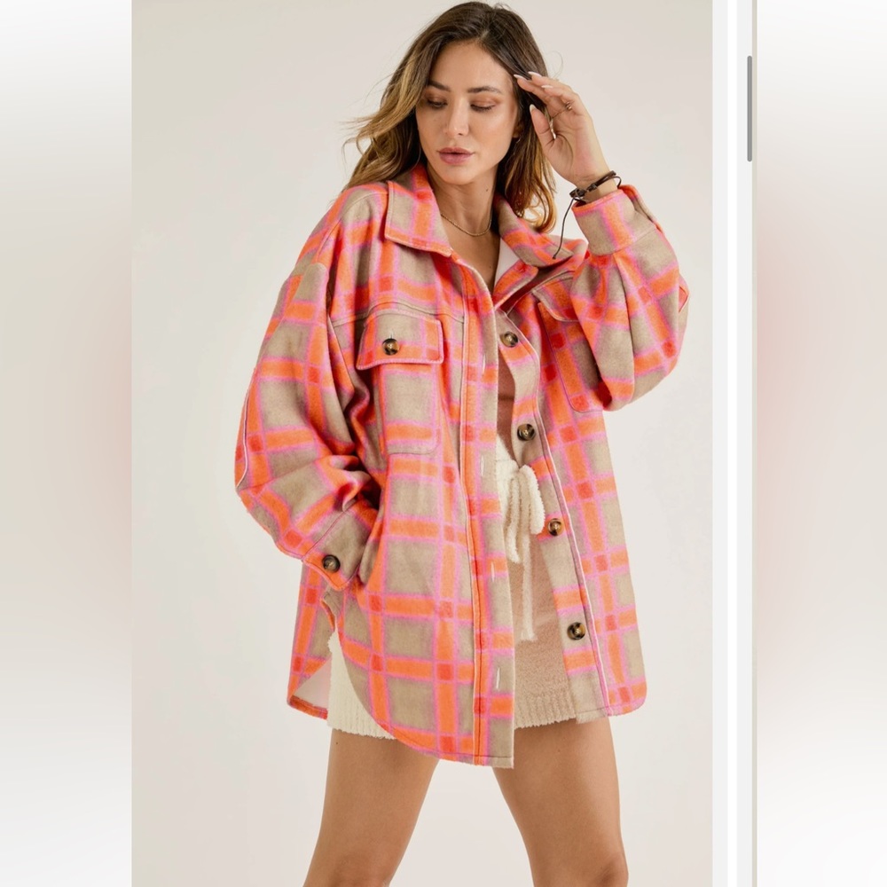 NWT - Davi & Dani Shacket Size: Small